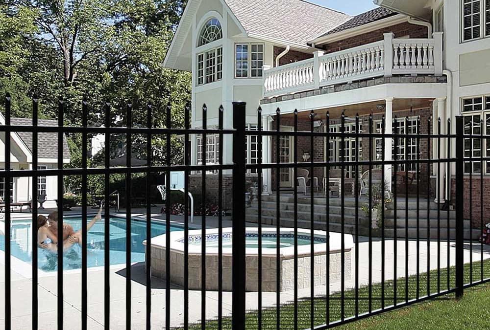 Fence buying guide for homeowners
